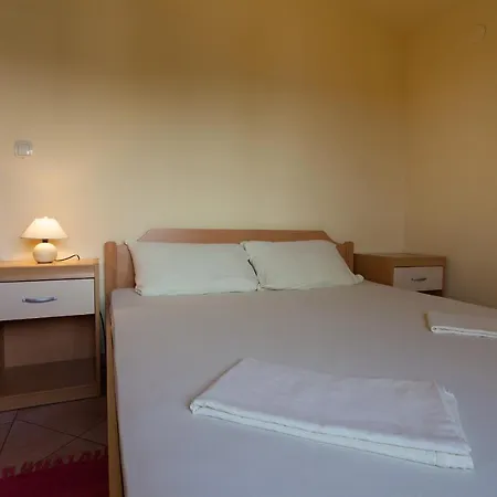 Vjekoslav * Krk Town