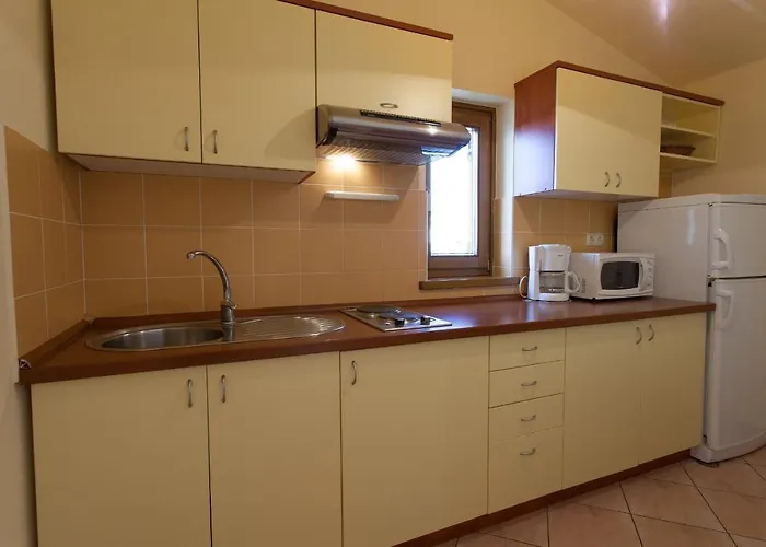 Vjekoslav * Krk Town