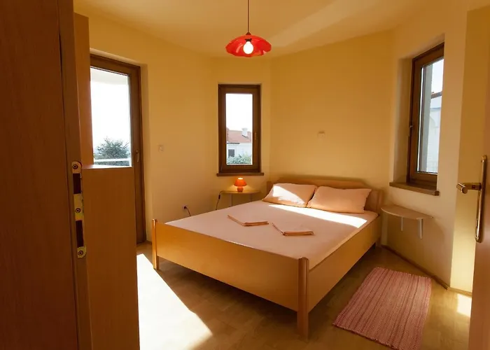 Vjekoslav * Krk Town