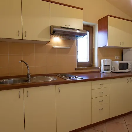 Vjekoslav * クルク